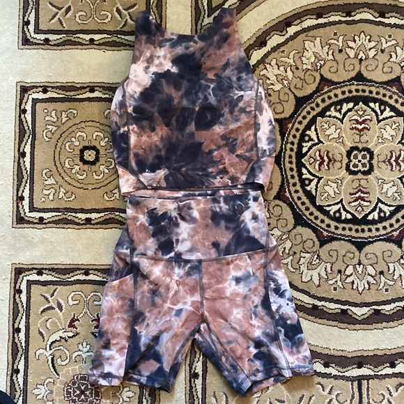 Lululemon Align High-Neck Tank Top Diamond Dye - size 4 - Picture 4 of 4